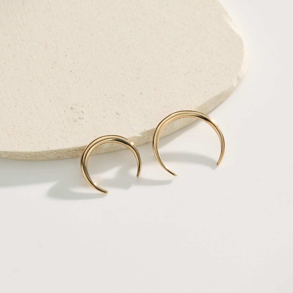 14K Solid Gold Pincher Septum Ring