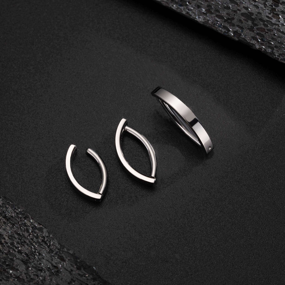 Curved Clicker Titanium Belly Ring
