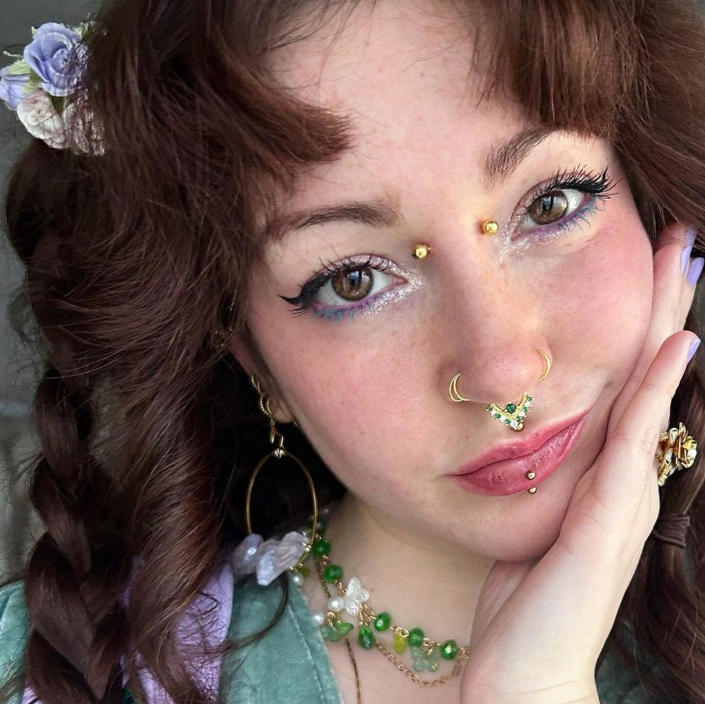 Green & Clear CZ V-Shape Clicker Septum Ring