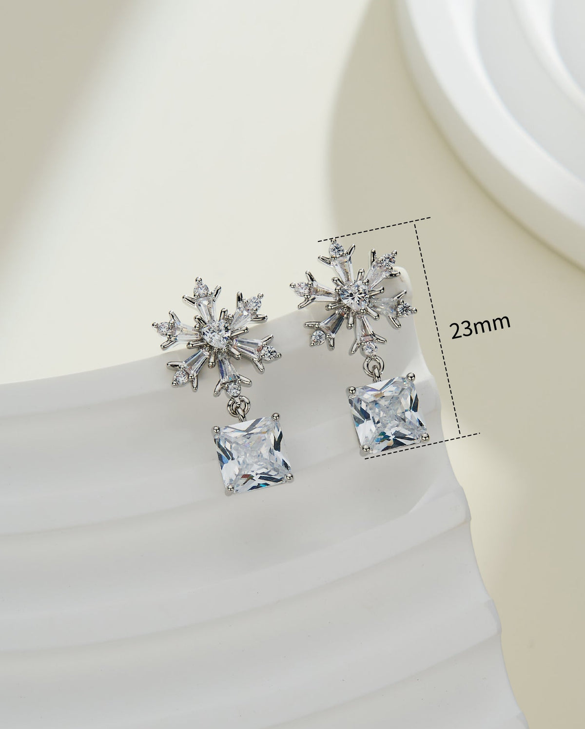 2PCS Snowflake CZ Drop Earring