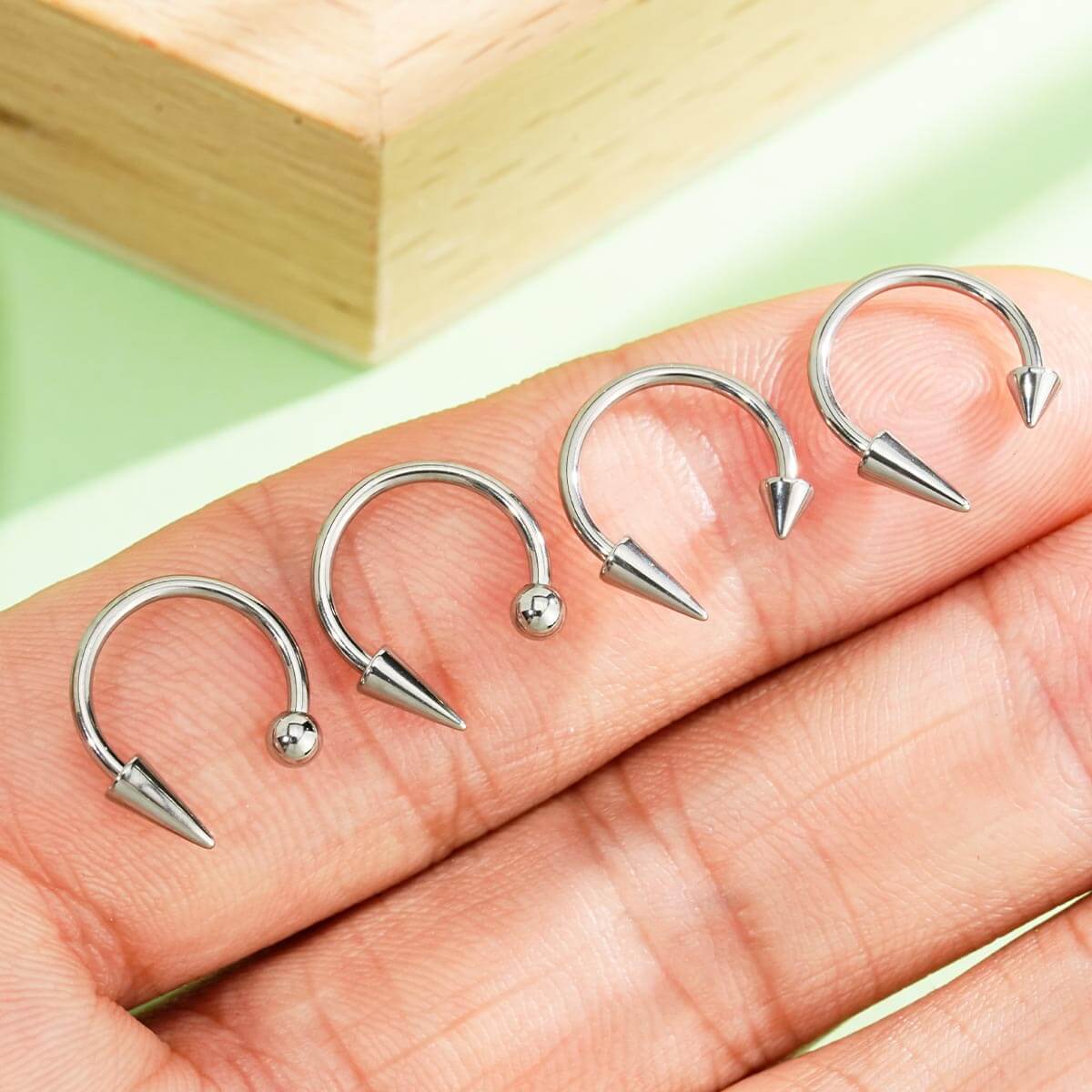 4PCS Spike and Ball Ends Horseshoe Septum Ring Set