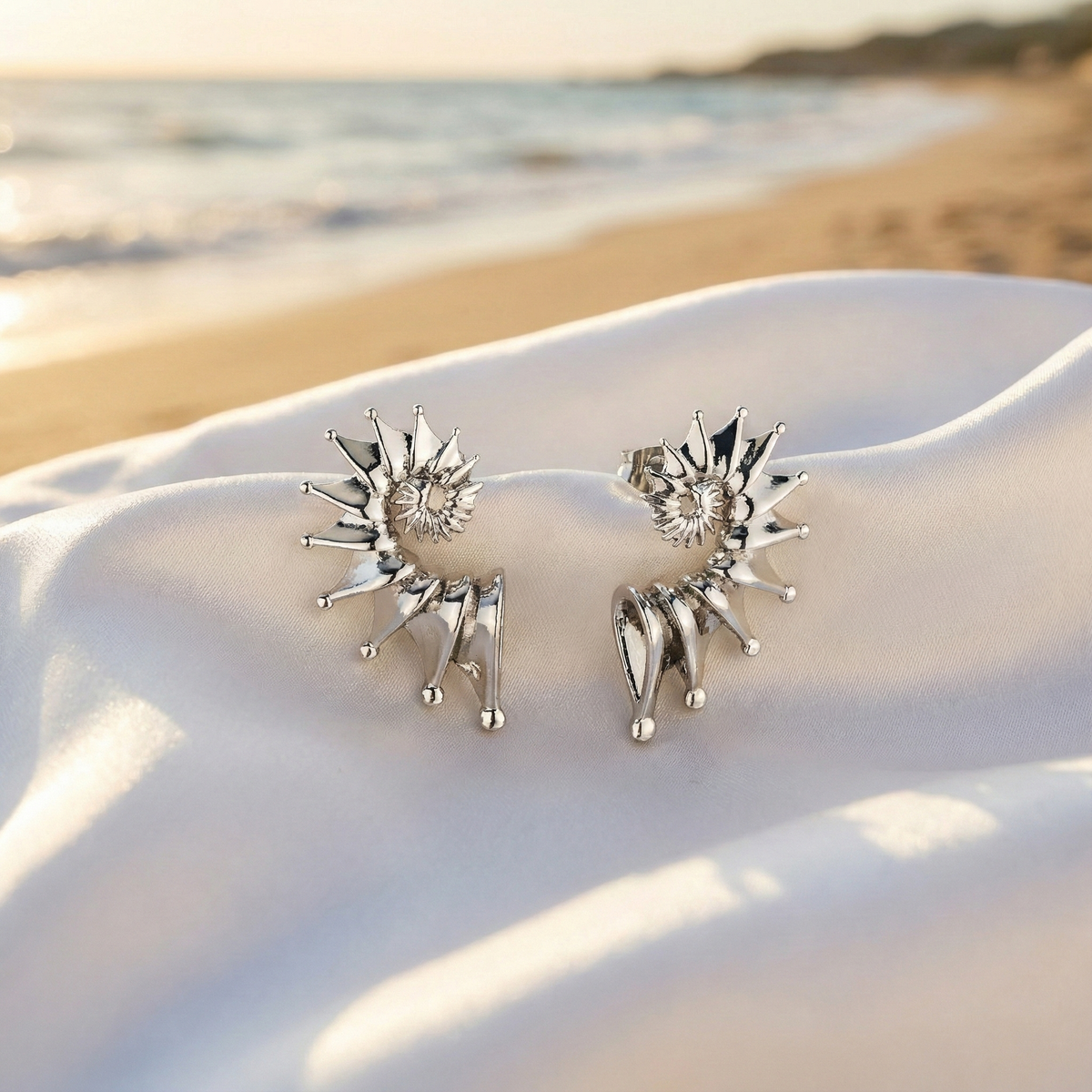 2PCS Spiral Shell Stud Earrings