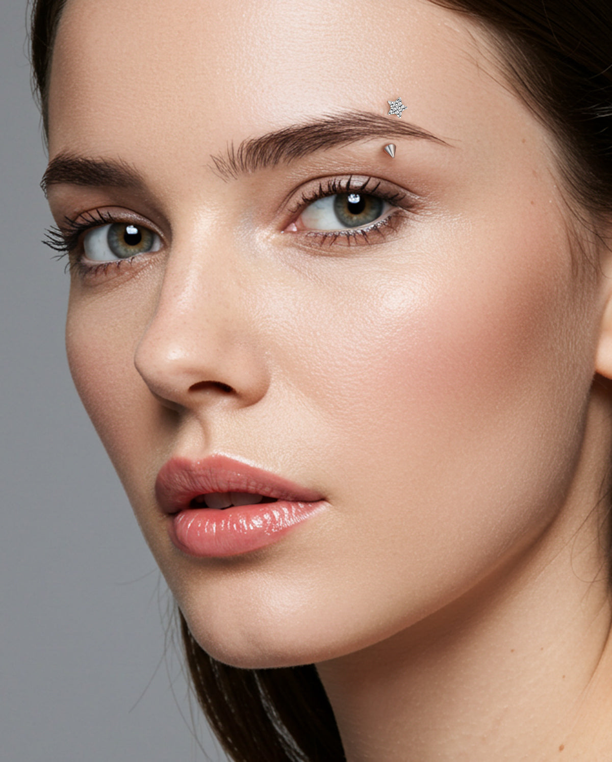 Hammered Star Internally Threaded Eyebrow Rook Ring