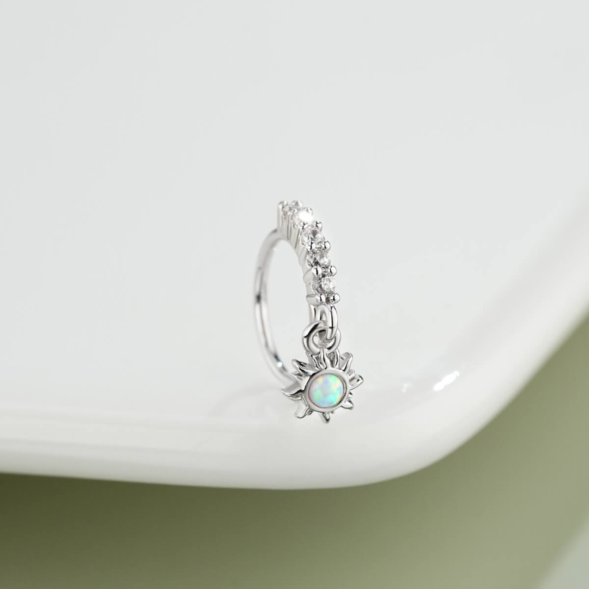 Synthetic Opal Sunflower Dangle Seamless Nose Ring