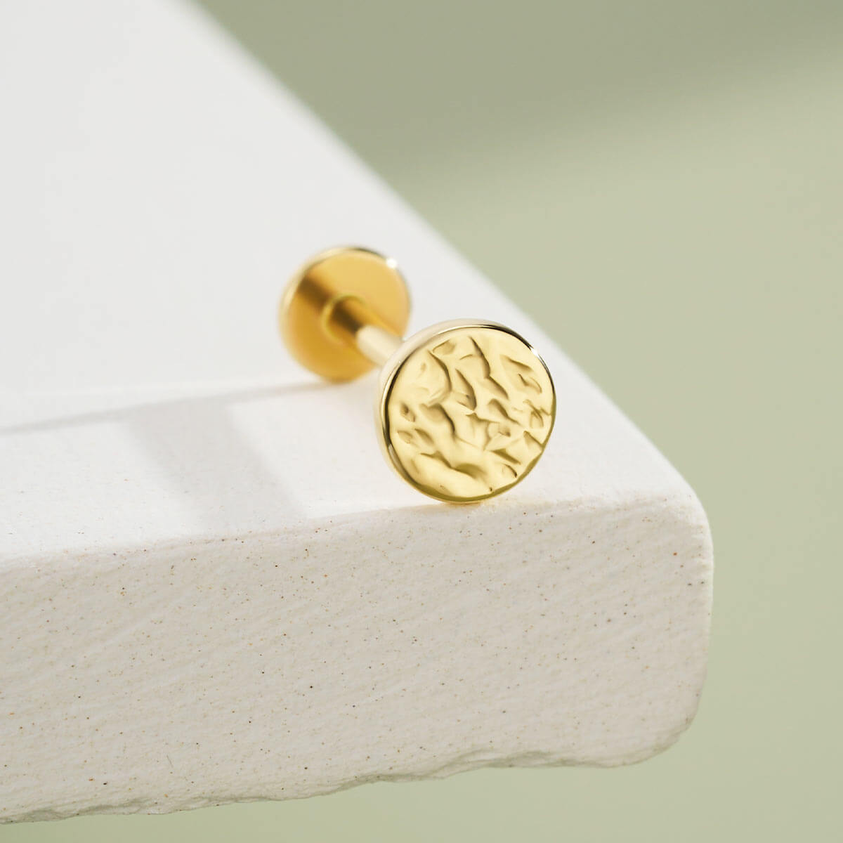 14K Gold Hammered Disc Threadless Cartilage Stud
