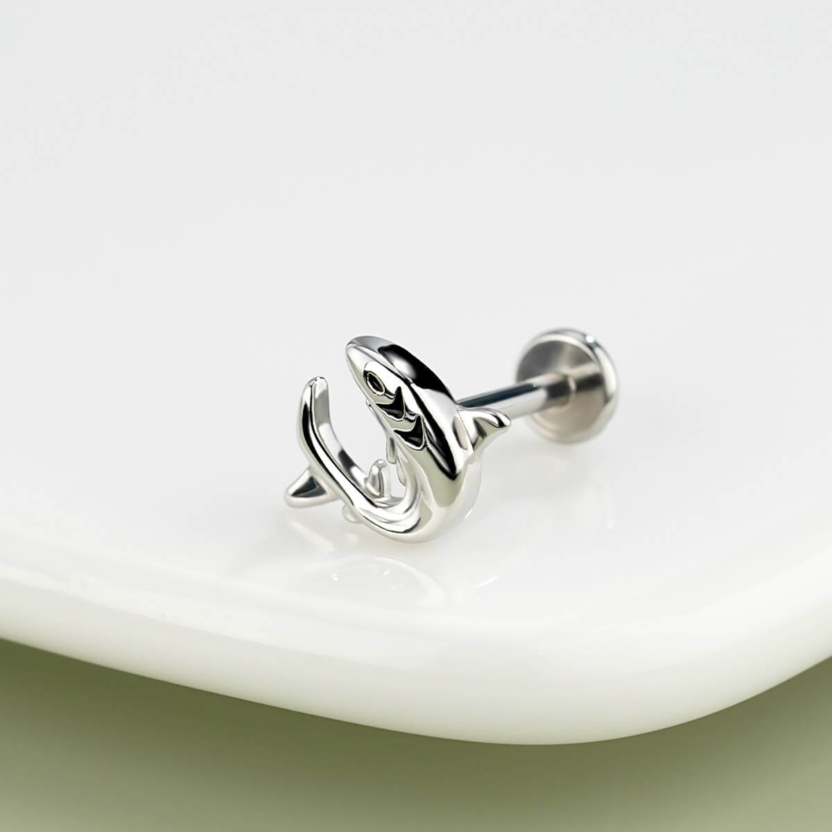 Shark Internally Threaded Helix Stud