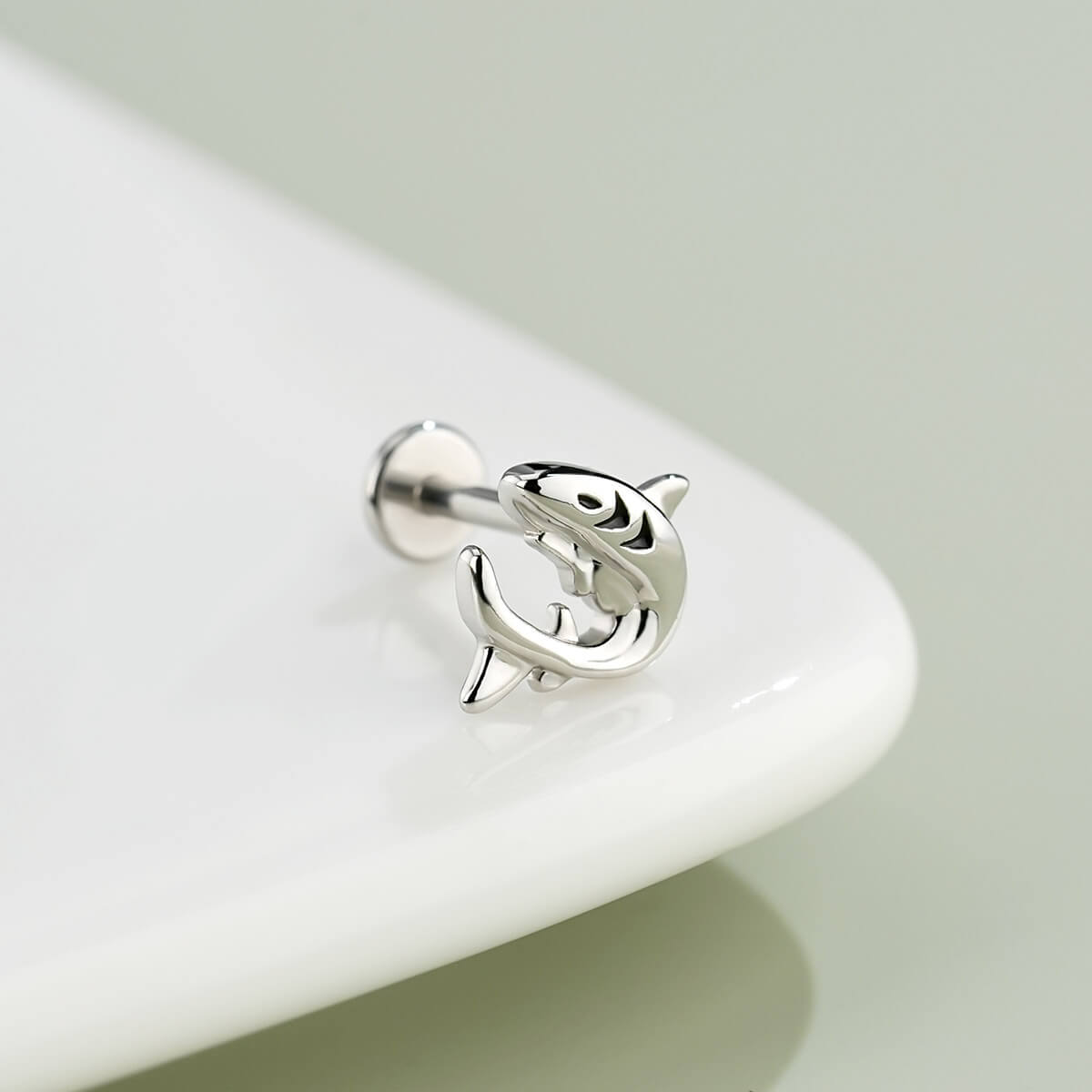 Shark Internally Threaded Helix Stud