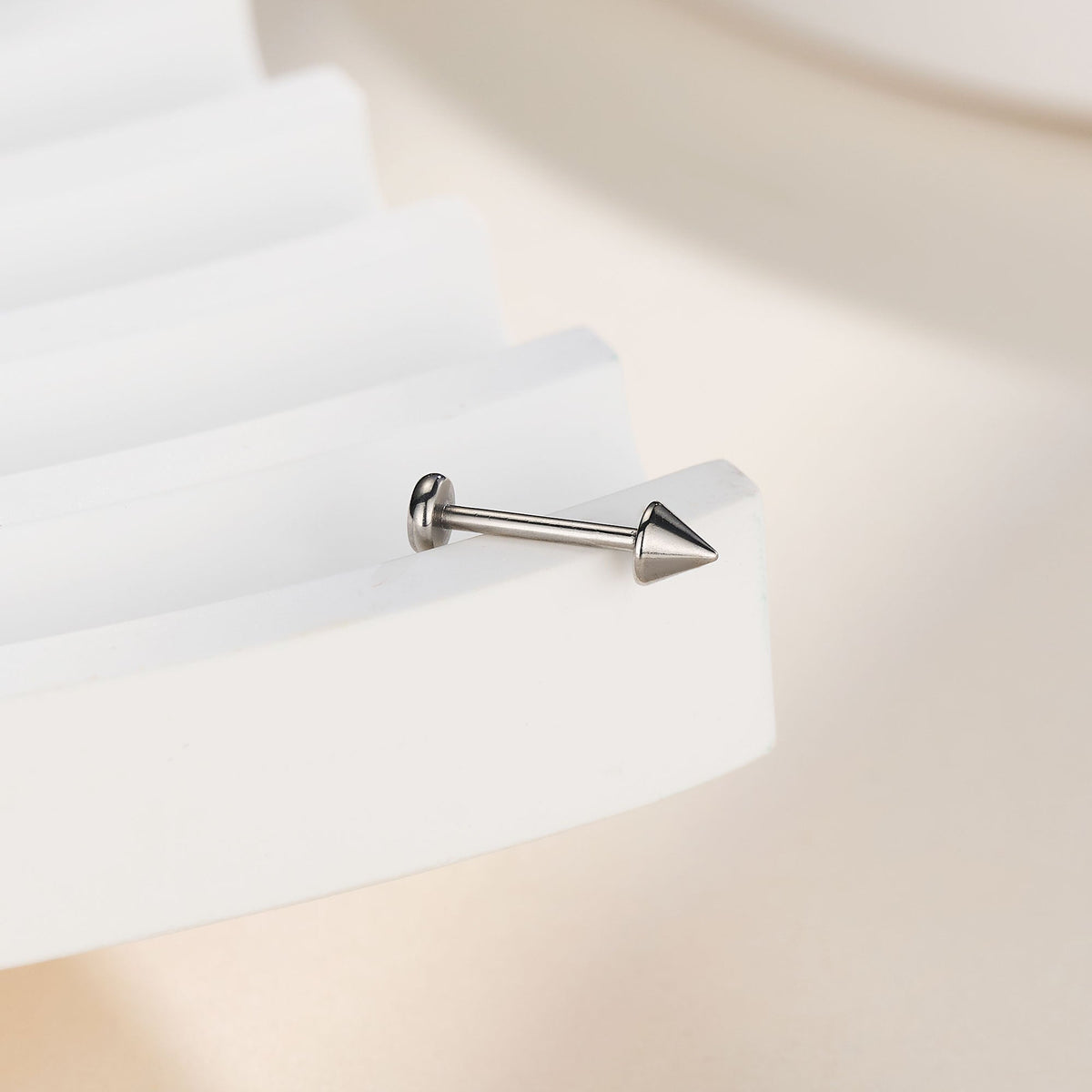 Spike Threadless Flat-Back Nose Stud