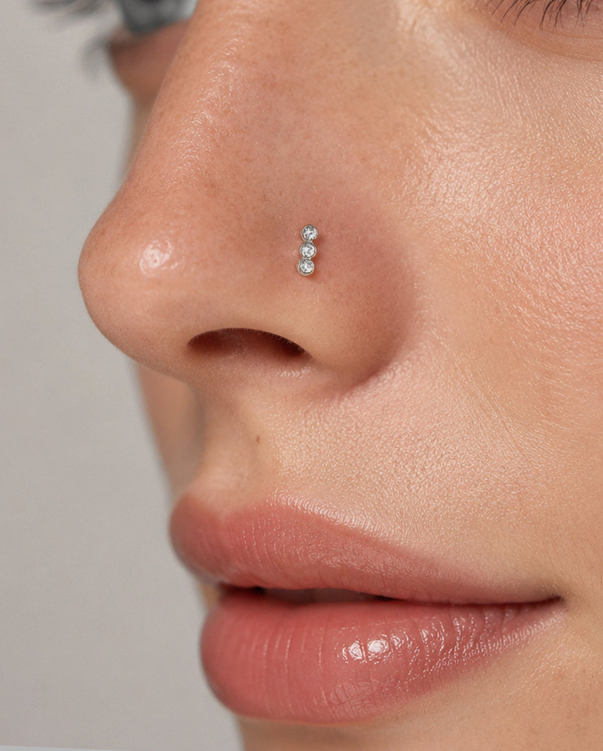 3PCS CZ & Flat Heart Titanium Nose Stud