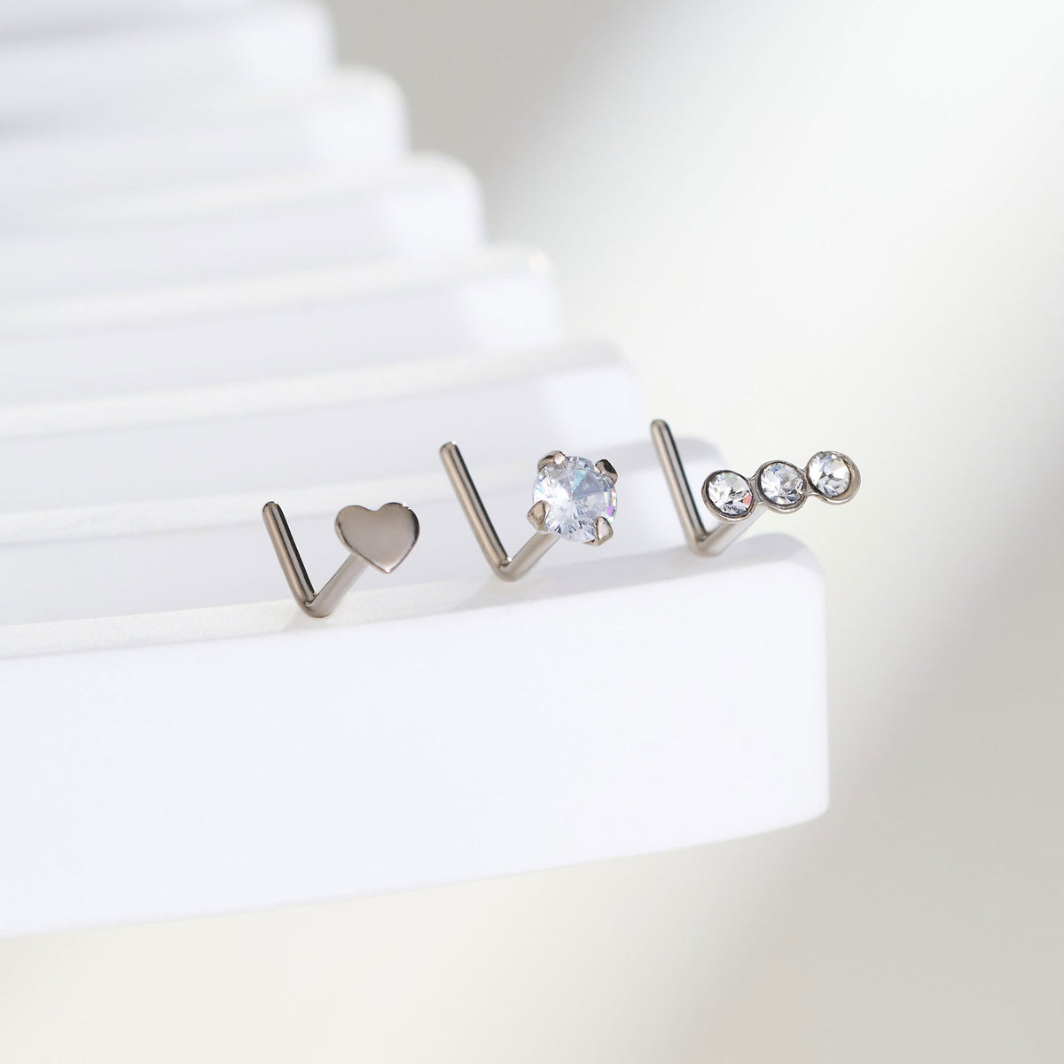 3PCS CZ & Flat Heart Titanium Nose Stud
