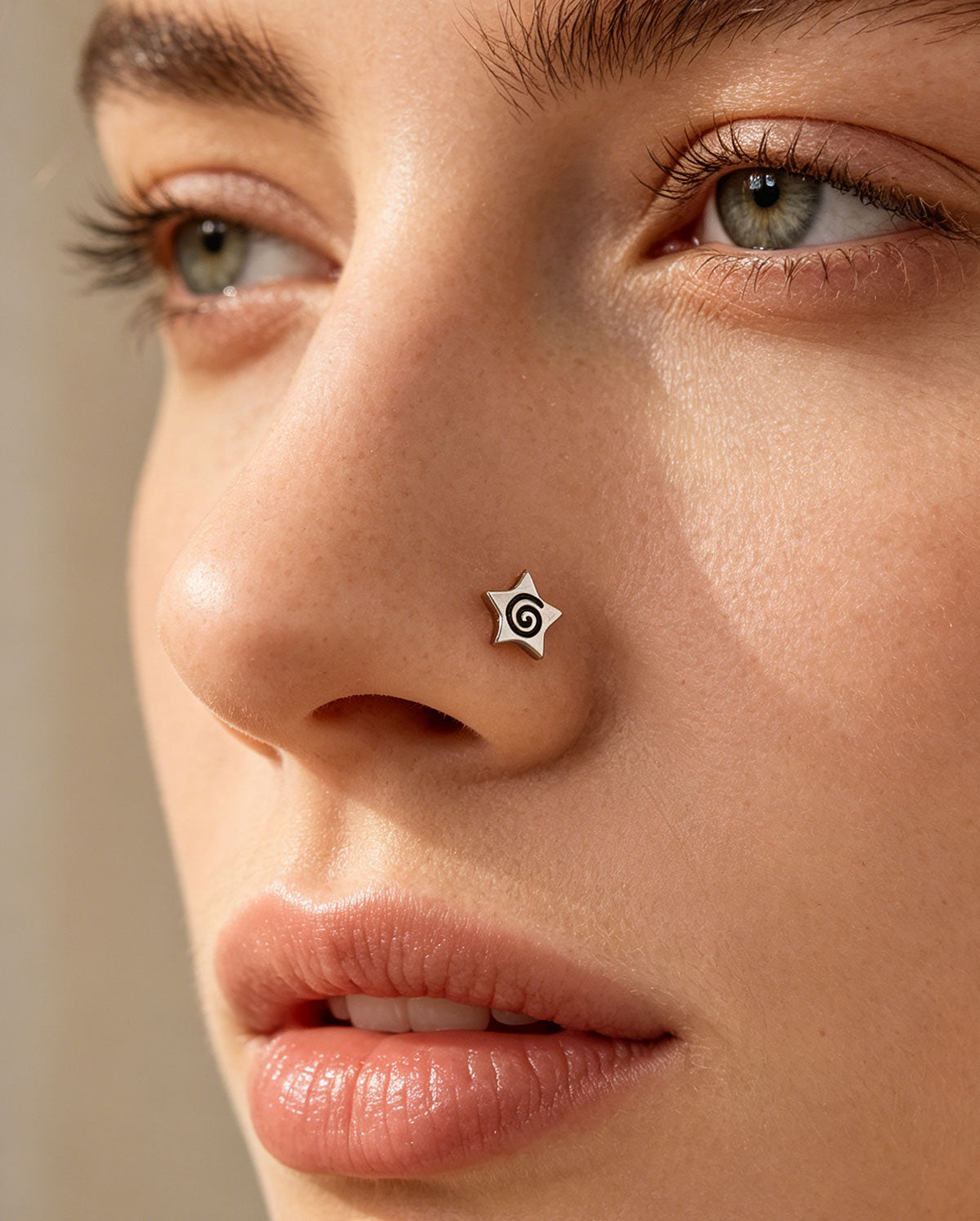 Spiral Star Titanium Nose Screw Stud