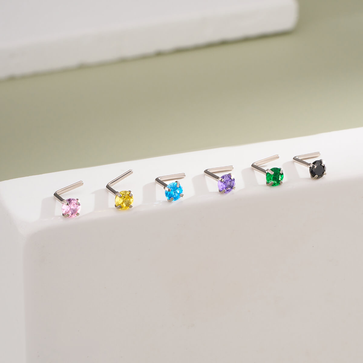 Vibrant CZ Titanium Nose Stud