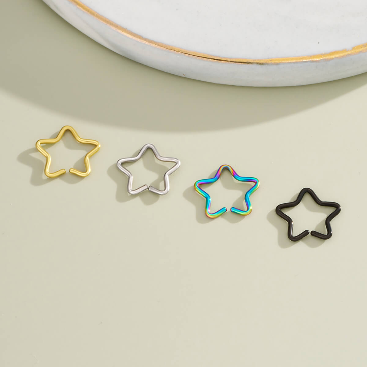 2PCS Titanium Star Seamless Nose Ring